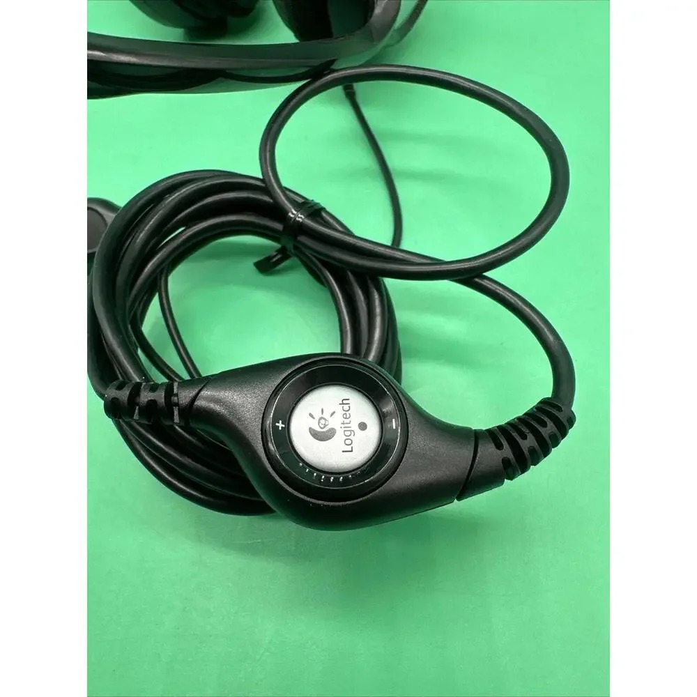Nice Logitech Headset with Microphone & Gaming Wired With USB